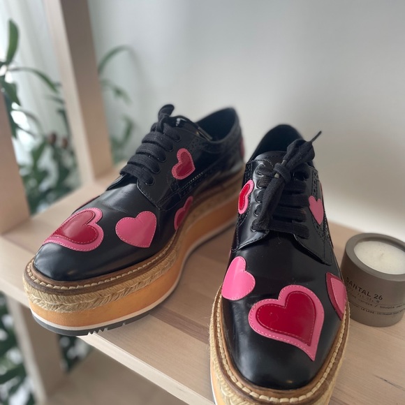 Prada 7.5 - Picture 2 of 4